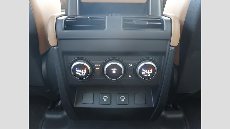 2025 認定中古車 Land Rover Defender 110 サントリーニブラック D350 ディーゼルマイルドハイブリッド X-Dynamic HSE