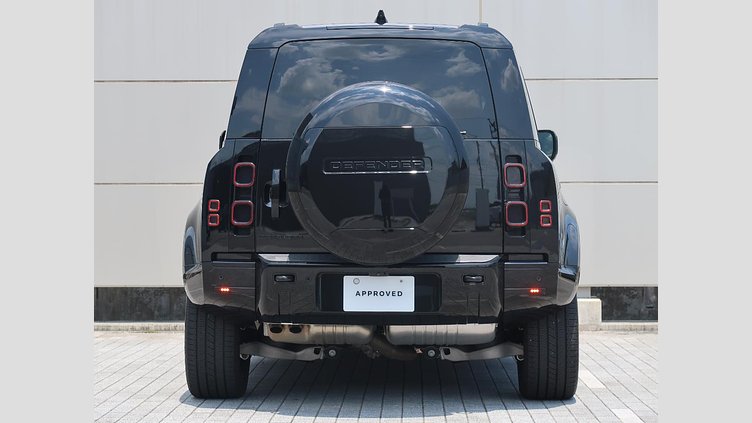 2025 認定中古車 Land Rover Defender 110 サントリーニブラック D350 ディーゼルマイルドハイブリッド X-Dynamic HSE