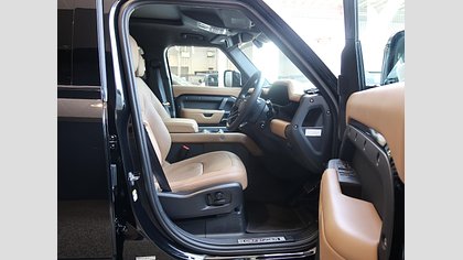 Defender 110 53