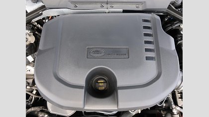 Defender 110 82