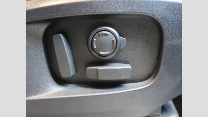 Defender 110 34