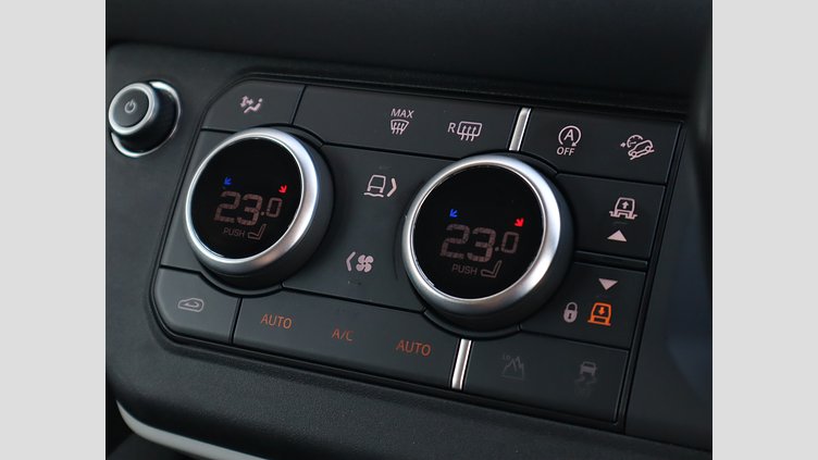 2023 認定中古車 Land Rover Defender 90 サントリーニブラック P300 AWD（AT） XS EDITION