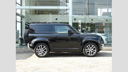 Defender 90 1