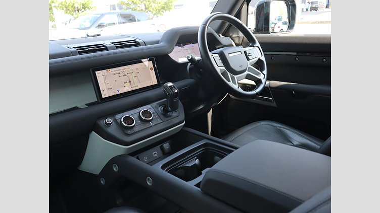 2023 認定中古車 Land Rover Defender 90 サントリーニブラック P300 AWD（AT） XS EDITION
