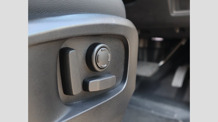 2023 認定中古車 Land Rover Defender 90 サントリーニブラック P300 AWD（AT） XS EDITION