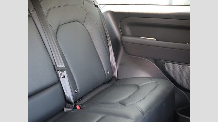 2023 認定中古車 Land Rover Defender 90 サントリーニブラック P300 AWD（AT） XS EDITION