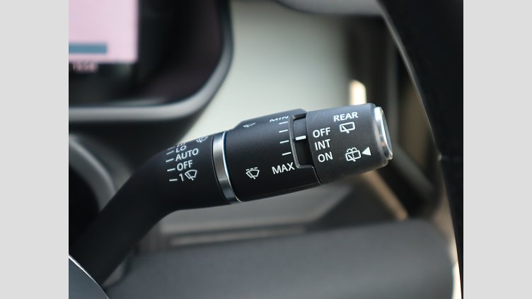 2023 認定中古車 Land Rover Defender 90 サントリーニブラック P300 AWD（AT） XS EDITION