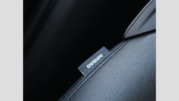 2023 認定中古車 Land Rover Defender 90 サントリーニブラック P300 AWD（AT） XS EDITION