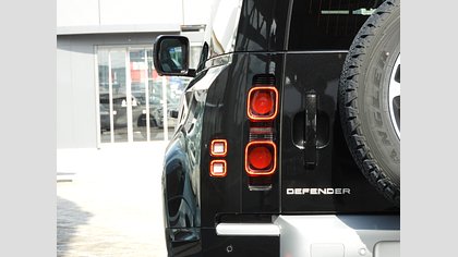 Defender 90 14
