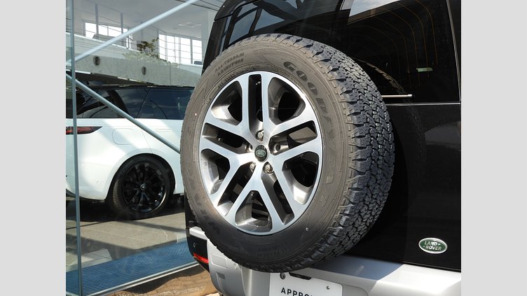 2023 認定中古車 Land Rover Defender 90 サントリーニブラック P300 AWD（AT） XS EDITION