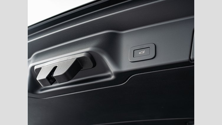 2023 認定中古車 Land Rover Range Rover Evoque サントリーニブラック P200 AWD（オートマチック） SE　P200