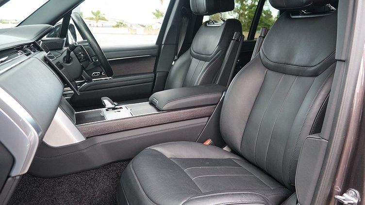 2024 Approved Land Rover Range Rover Charente Grey P530 Autobiography SWB