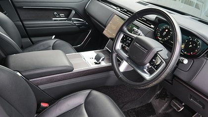 Range Rover 19
