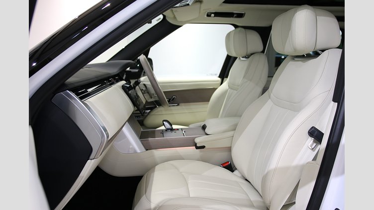 2024 認定中古車 Land Rover Range Rover オストゥーニパールホワイト P550 AWD PHEV（AT） スタンダードホイールベース Autobiography