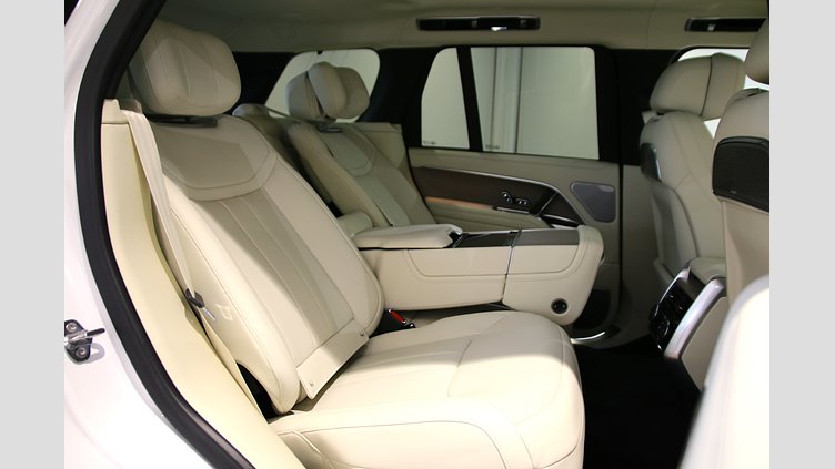 2024 認定中古車 Land Rover Range Rover オストゥーニパールホワイト P550 AWD PHEV（AT） スタンダードホイールベース Autobiography