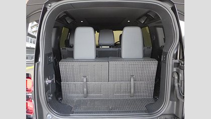 Defender 110 69