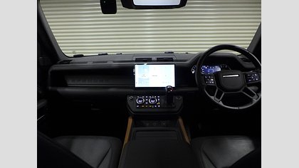 Defender 110 38