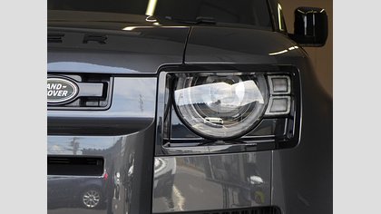 Defender 110 5