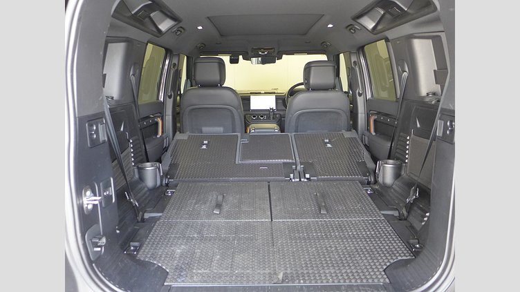 2022 認定中古車 Land Rover Defender 110 カルパチアングレイ D300 AWD（AT） X-DYNAMIC SE