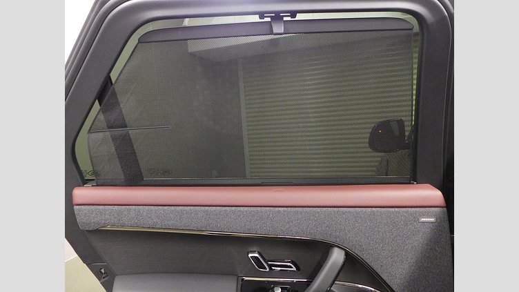 2023 認定中古車 Land Rover Range Rover Sport アイガーグレイ 3.0リッター6気筒300PSターボチャージドディーゼルMHEV（オートマチック） AUTOBIOGRAPHY