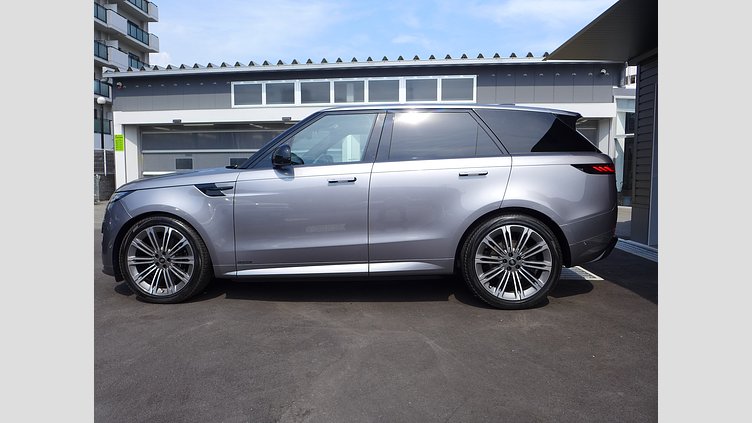 2023 認定中古車 Land Rover Range Rover Sport アイガーグレイ 3.0リッター6気筒300PSターボチャージドディーゼルMHEV（オートマチック） AUTOBIOGRAPHY