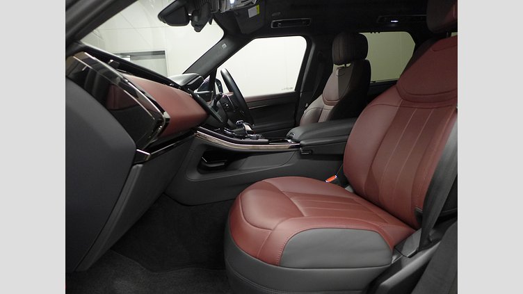 2023 認定中古車 Land Rover Range Rover Sport アイガーグレイ 3.0リッター6気筒300PSターボチャージドディーゼルMHEV（オートマチック） AUTOBIOGRAPHY