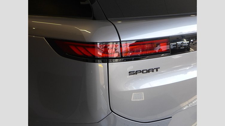 2023 認定中古車 Land Rover Range Rover Sport アイガーグレイ 3.0リッター6気筒300PSターボチャージドディーゼルMHEV（オートマチック） AUTOBIOGRAPHY