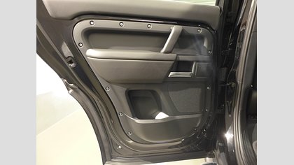 Defender 110 29