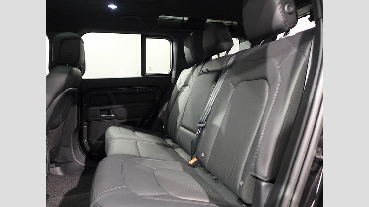 2024 認定中古車 Land Rover Defender 110 サントリーニブラック D350 ディーゼルマイルドハイブリッド X-Dynamic HSE