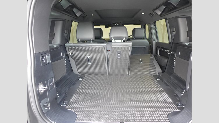 2024 認定中古車 Land Rover Defender 110 サントリーニブラック D350 ディーゼルマイルドハイブリッド X-Dynamic HSE