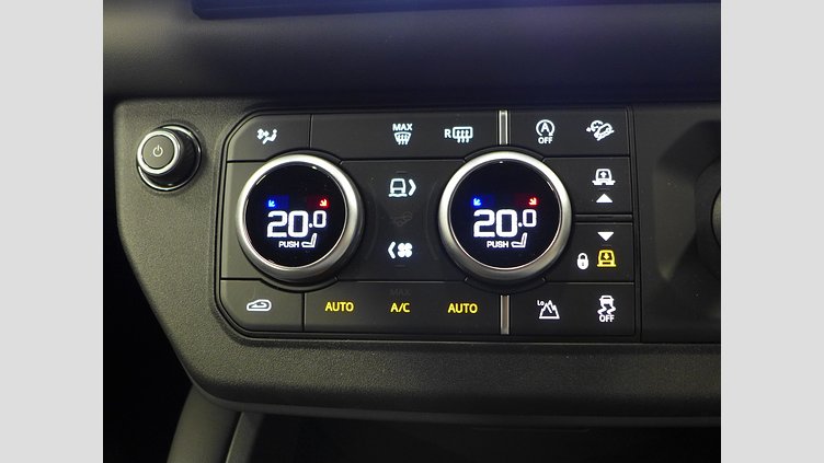 2024 認定中古車 Land Rover Defender 110 サントリーニブラック D350 ディーゼルマイルドハイブリッド X-Dynamic HSE