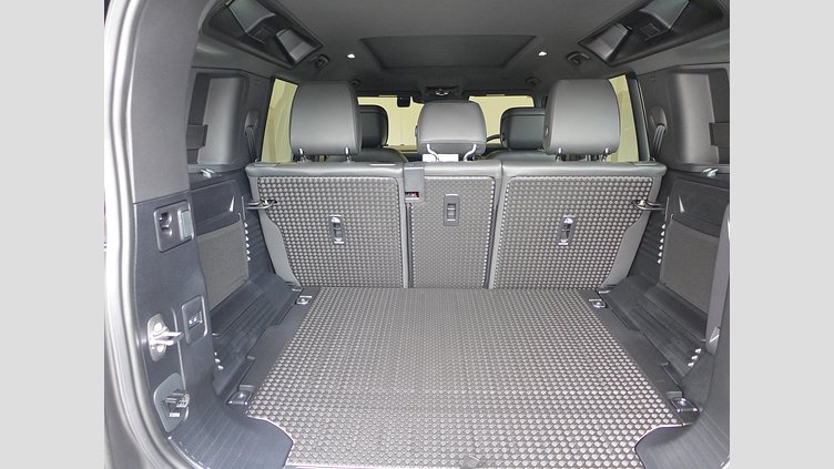 2024 認定中古車 Land Rover Defender 110 サントリーニブラック D350 ディーゼルマイルドハイブリッド X-Dynamic HSE