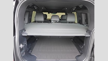 Defender 110 56