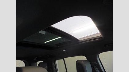 Defender 110 11