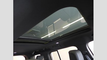 Defender 110 9