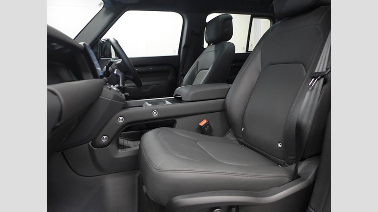 2024 認定中古車 Land Rover Defender 110 サントリーニブラック D350 ディーゼルマイルドハイブリッド X-Dynamic HSE