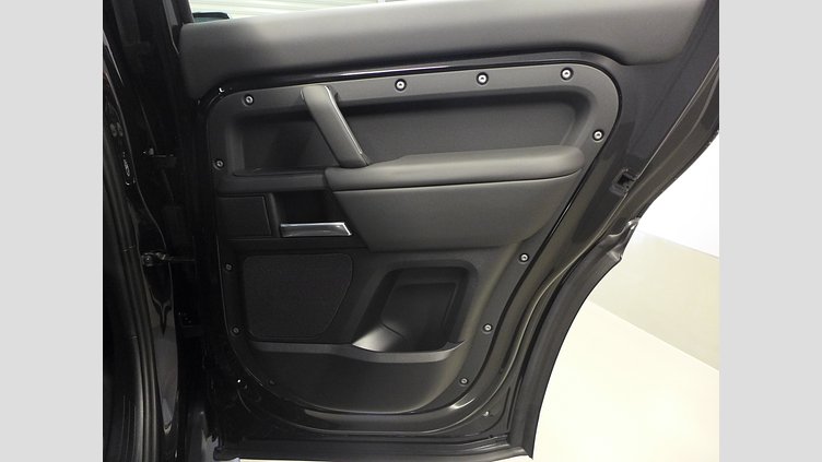 2024 認定中古車 Land Rover Defender 110 サントリーニブラック D350 ディーゼルマイルドハイブリッド X-Dynamic HSE