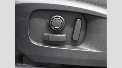 Defender 110 23