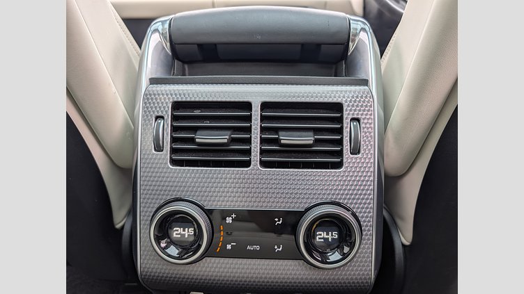 2021 認定中古車 Land Rover Range Rover Sport フジホワイト INGENIUM 3.0L 6気筒ガソリン MHEV 400PS HST
