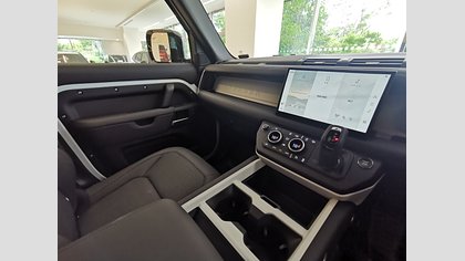 Defender 110 32