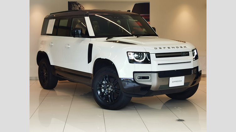 2025 認定中古車 Land Rover Defender 110 フジホワイト D350 ディーゼルマイルドハイブリッド X-Dynamic SE
