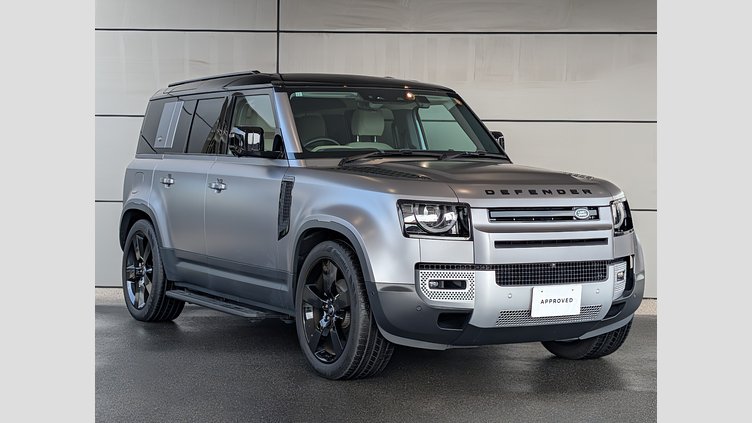 2023 認定中古車 Land Rover Defender 110 アイガーグレイ P300 AWD（AT） SE