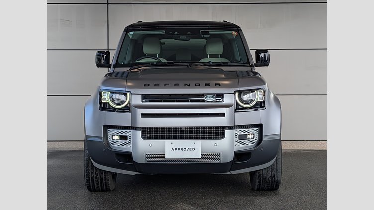 2023 認定中古車 Land Rover Defender 110 アイガーグレイ P300 AWD（AT） SE