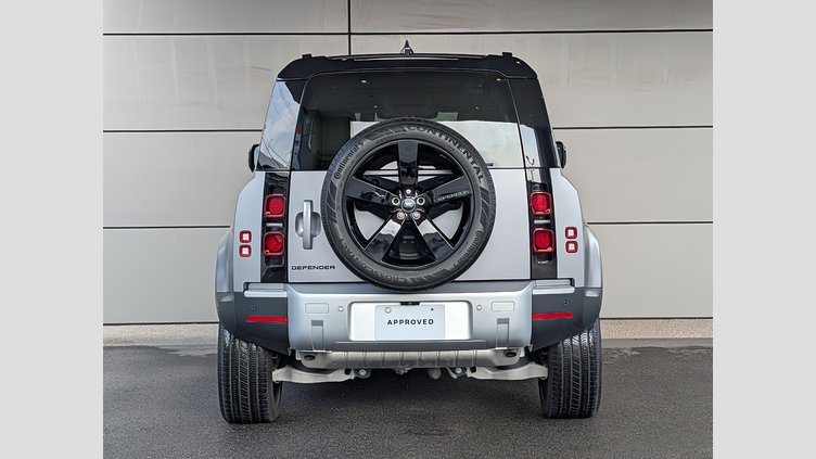 2023 認定中古車 Land Rover Defender 110 アイガーグレイ P300 AWD（AT） SE