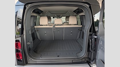 Defender 110 21