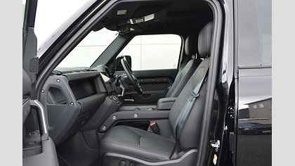 Defender 110 2