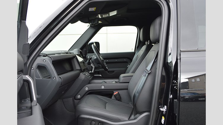 2025 認定中古車 Land Rover Defender 110 サントリーニブラック D350 ディーゼルマイルドハイブリッド X-Dynamic HSE