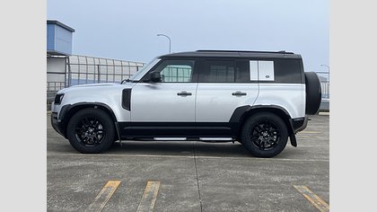 Defender 110 4