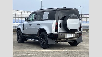 Defender 110 7