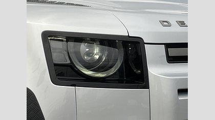 Defender 110 8